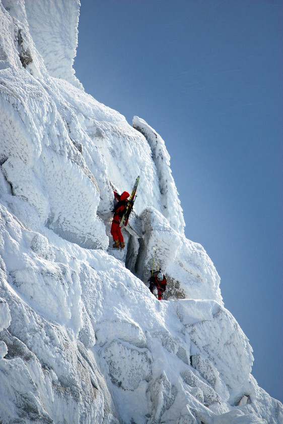 CLIMBERS4 
 Keywords: CHAMONIX; FRANCE; SKI RESORT; MOUNTAINS; MOUNTAIN CLIMBING