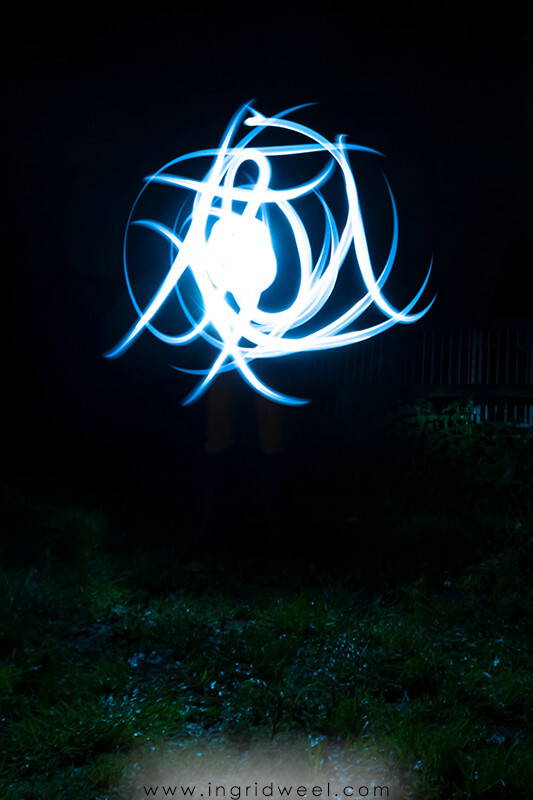 IWM3972 
 SWANTON MORELEY FIREWORKS 2015 
 Keywords: LONG EXPOSURE, LIGHT PAINTING, INGRID WEEL, INGRIDWEEL MEDIA LTD, PHOTOGRAPHY, SURREY, WEDDINGS, CORPORATE, PR, EVENTS