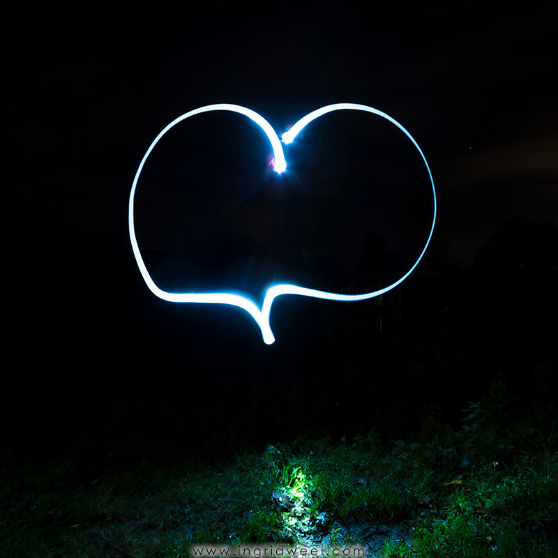 IWM3958 
 SWANTON MORELEY FIREWORKS 2015 
 Keywords: LONG EXPOSURE, LIGHT PAINTING, INGRID WEEL, INGRIDWEEL MEDIA LTD, PHOTOGRAPHY, SURREY, WEDDINGS, CORPORATE, PR, EVENTS